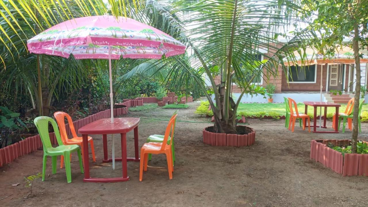 Coconut Village Resort Alībāg Exterior foto