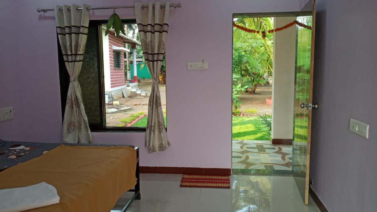 Coconut Village Resort Alībāg Exterior foto