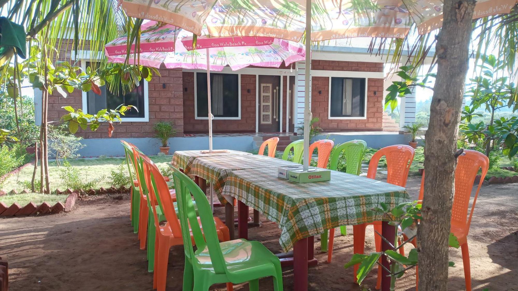 Coconut Village Resort Alībāg Exterior foto